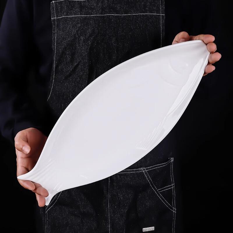 Pure White Oval Ceramic Fish Plate