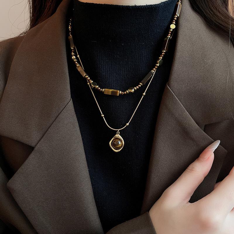 Ожерелье из круглого камня тигровый глаз в стиле ретро с цветком, высококачественная цепочка для свитера, легкая роскошь, нишевые аксессуары для толстовок