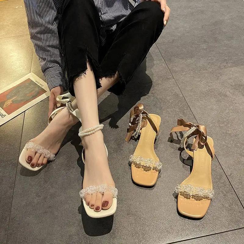 Сексуальные босоножки на каблуке с кристаллами, женские летние новые квадратные босоножки с жемчужным бантом и прозрачным толстым каблуком для женщин Sapatos Feminino