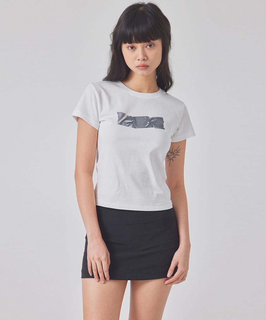 TOPGIRL Tape-Printed T-Shirt_T416Tp104