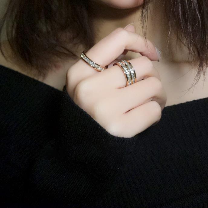 Роскошное кольцо из нержавеющей стали цвета розового золота, двухрядное квадратное кольцо с цирконом из нержавеющей стали для женщин, романтическое ювелирное изделие для свадебной вечеринки, женское