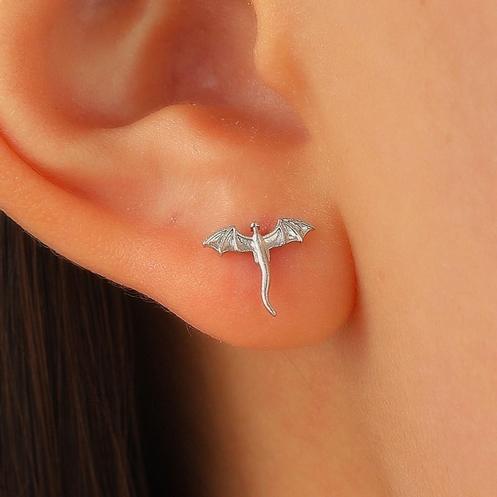 Personality Metal Stud Earrings Small Flying Dragon Stud Earrings Vintage Dragon Earrings Daily
