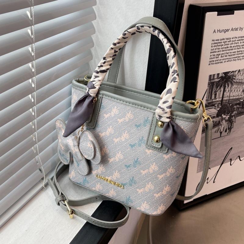 Niche Women's Bag 2025 New Summer Fashion Women's Small Bag High-end Messenger Bag Portable Bucket Bag