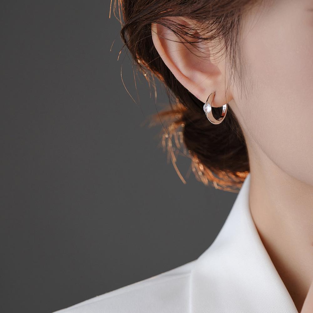 Korean Style Synthetic Zircon Ear Cuffs for Women - Sweet and Fresh Design
