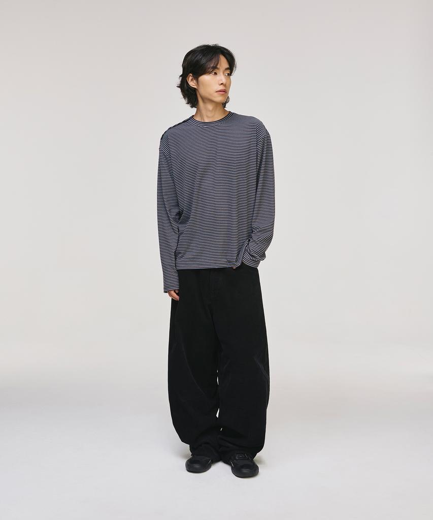 SIGNATURE Wide Curved Dart Corduroy Pants [Black]