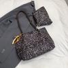 Casual large-capacity bag women's 2025 autumn new Tongle shoulder bag popular leopard print portable tote shoulder bag