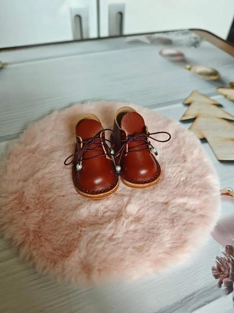 Paola Reina MSD size leather shoes