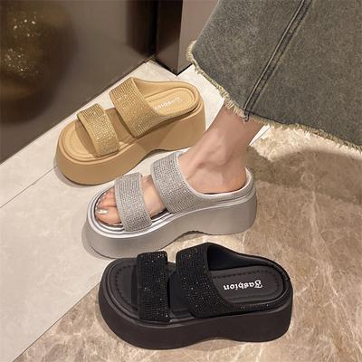 Модные летние женские тапочки на танкетке со стразами, босоножки на платформе, модные тапочки с открытым носком, увеличивающие рост, женские пляжные сандалии