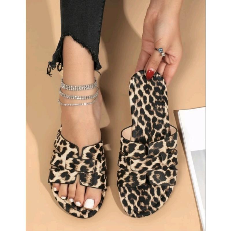 Шлепанцы большого размера с квадратным носком, женские сандалии, пляжная обувь