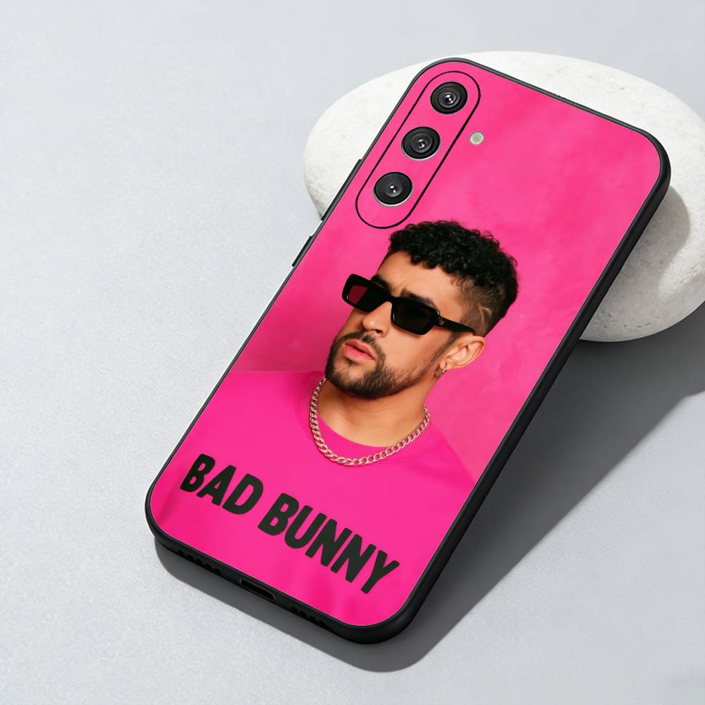 Мне нравится Чехол для телефона Singer B-Bad B-Bunnyyy-yS Для Samsung Galaxy A73,A72,A71,A70,A52,A51 Другие Мягкий черный чехол