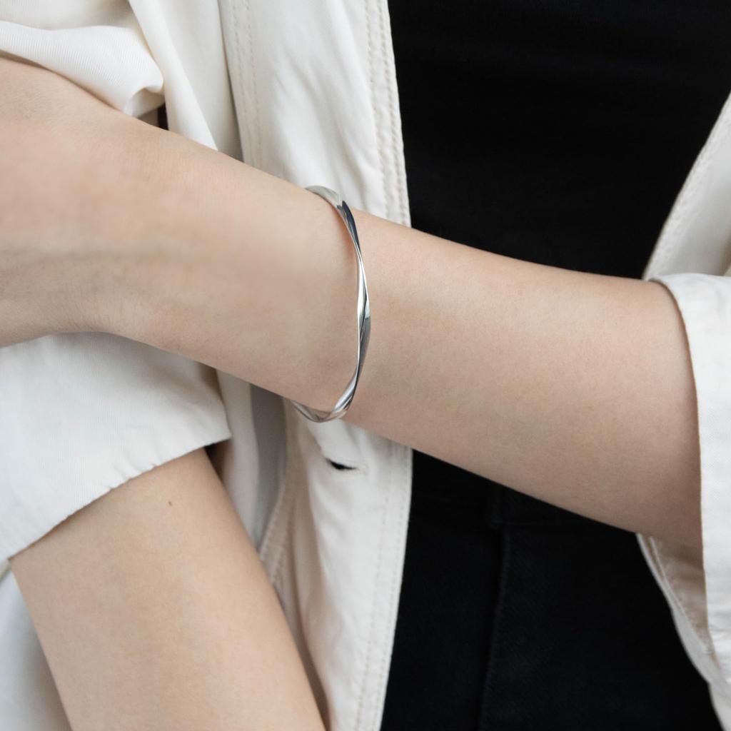 0264 Браслет Простой Витой Браслет Деликатный Женский Женский Взрослый Аксессуар Ювелирное Изделие Сплав Подарок Подарок на День Рождения Модный Модный Повседневный Милый