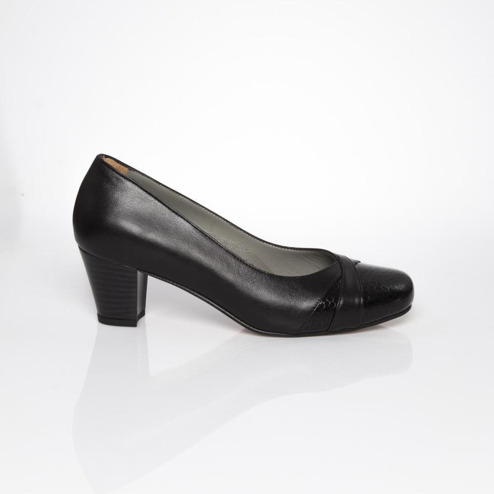 Черные женские кожаные туфли на каблуке из натуральной кожи