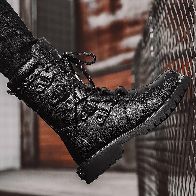 Cycling Boots Four Seasons Men's Outdoor Motorcycle Boots Plus Size High Top Casual Leather Boots Fashion British Anti Slip Boot