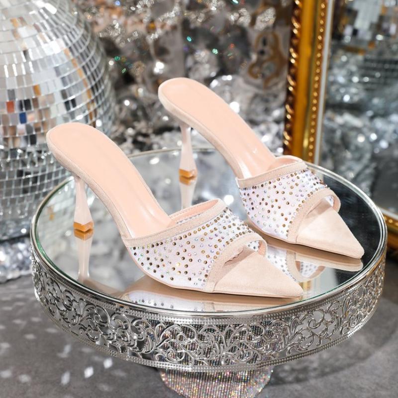 Женские тапочки на высоком каблуке, женские сексуальные вечерние босоножки со стразами, летние 2024, новые шлепанцы, туфли-лодочки, модные шлепанцы с острым носком