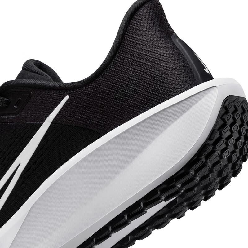Nike Мужские беговые кроссовки Quest 6