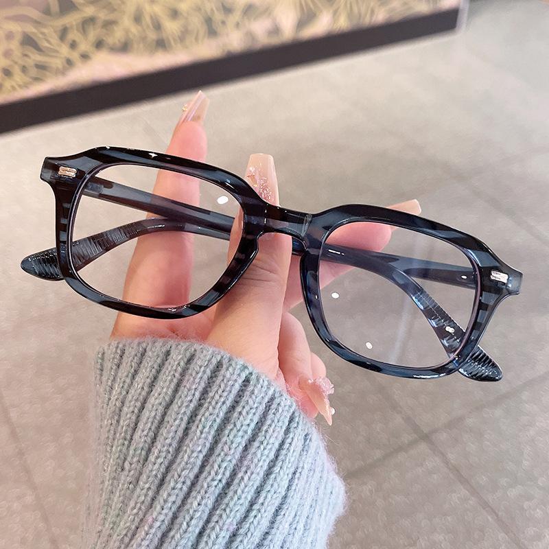 Корейские стильные мужские солнцезащитные очки с заклепками, квадратные солнцезащитные очки для женщин, солнцезащитные очки для путешествий на отдыхе для женщин