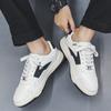 2024 Весна Новая корейская мода Универсальная толстая подошва Удобная обувь для скейтбординга Повседневная модная парусиновая обувь для мужчин