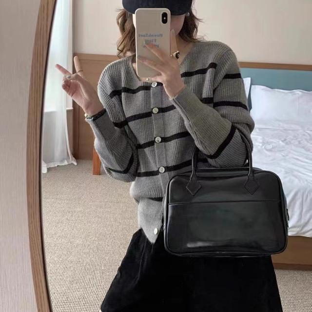 Кардиган 2023, осень/зима, полосатый вязаный кардиган, женский дизайн, мягкий клейкий арктический бархатный свитер Академии, женское пальто