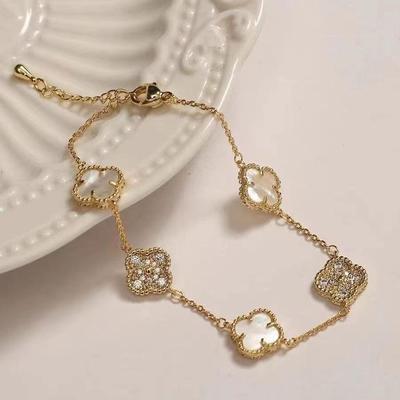 Высококачественный браслет с четырьмя листами клевера. Женский небольшой толпа, легкий, роскошный темперамент. Браслет с бриллиантами, инкрустированный белой ракушкой. Браслет на удачу с пятью цветами.