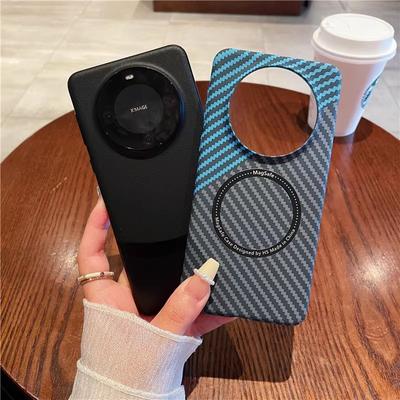 Это магнитный чехол для телефона с узором из углеродного волокна для Huawei MATE70pro и ультратонкий противоударный защитный чехол Pua70 для Mate60