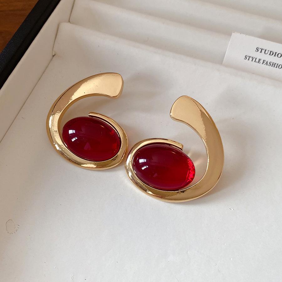 Серебряная игла Анкара красные серьги-гвоздики с сердцем, модный темперамент, новые серьги, легкая роскошь, высокий стиль, осень и зима