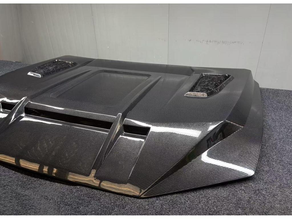 M817 Carbon Fiber Hood for Dongfeng Mengshi: High-Quality Car Engine Hood Modification