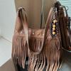 Европейские и американские модные тенденции ретро сумки с бахромой женские 2025 осень новая повседневная в иностранном стиле на одно плечо через плечо подмышечная сумка