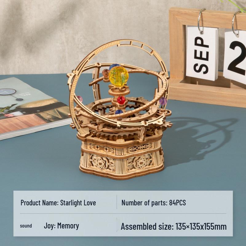 Вращающаяся деревянная карусель музыкальная шкатулка - подарок ручной работы