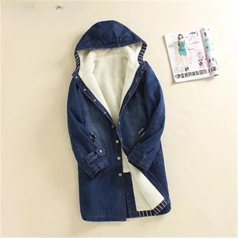 Зимняя джинсовая куртка женская теплая джинсовая куртка с капюшоном