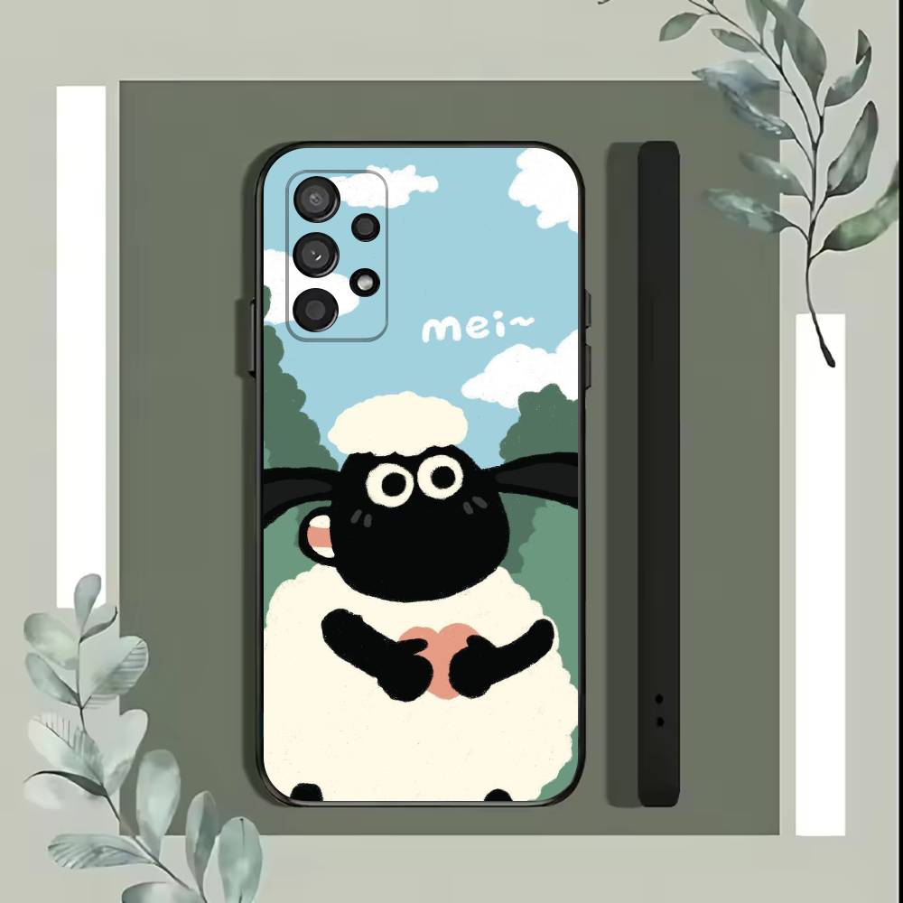 Чехол для телефона Wildflower New Strawberry Lamb для Samsung S25, S24, S21, S22, S23, S30, Ultra, S20, Plus, Fe, Lite, 5G Черный