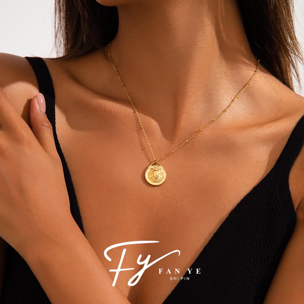 Ретро Ожерелье с Головой Льва и Набор Серег с 3D Текстурированными Монетами из Нержавеющей Стали