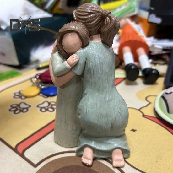 Статуэтка матери и дочери из смолы, обнимающая статую матери и дочери, подарок на день рождения ко Дню матери для декора спальни и гостиной