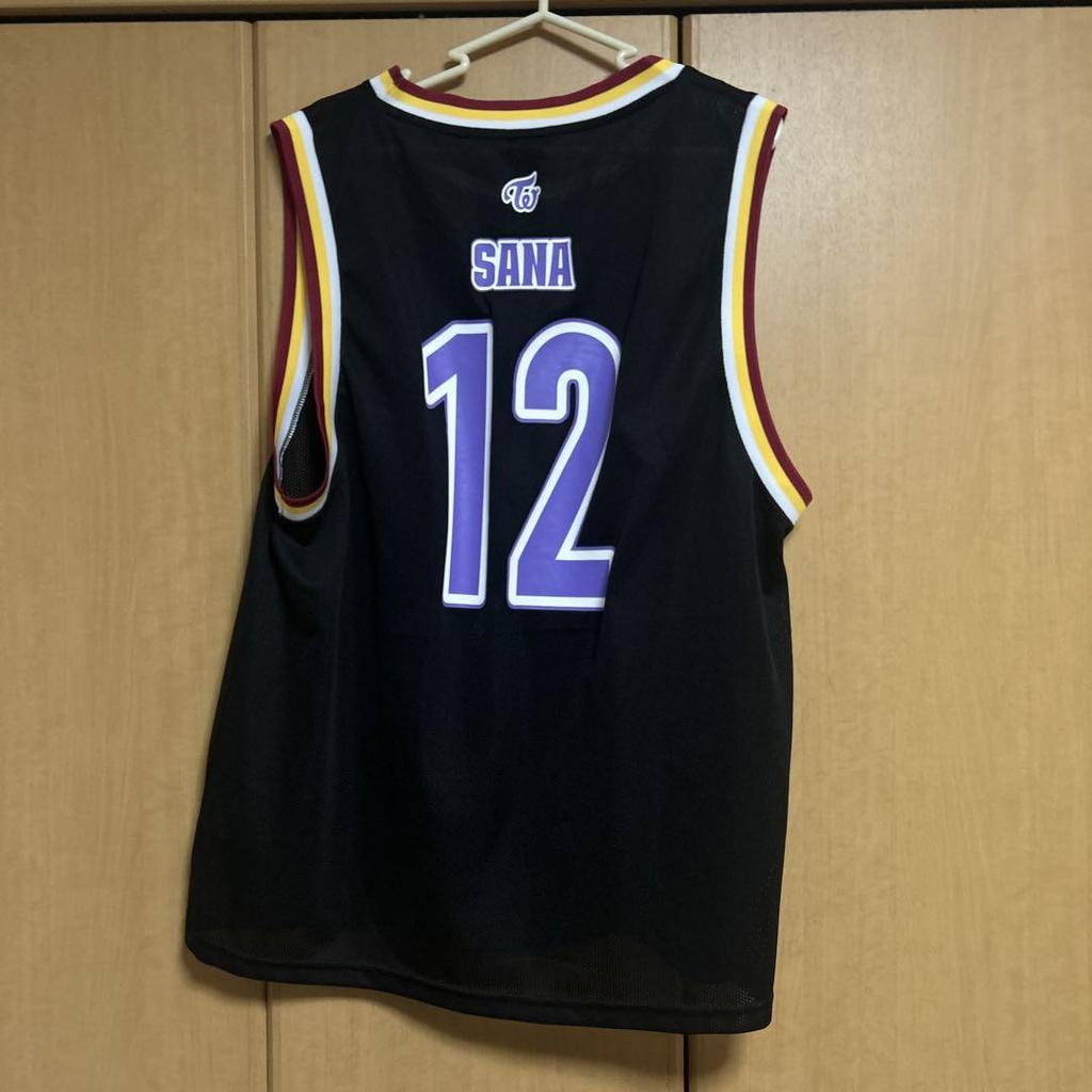 [Б/У] TWICE SANA майка без рукавов 12