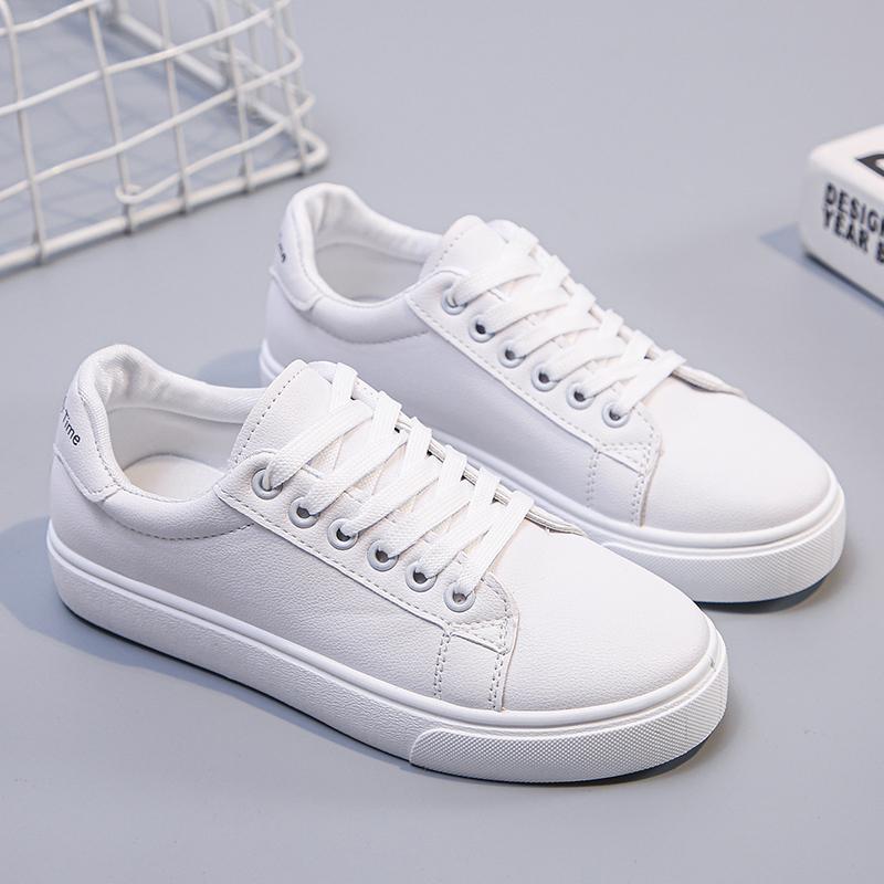 Мода 2024 зимние женские кроссовки теплые плюшевые вулканизированные туфли женские туфли на платформе из хлопка на шнуровке плюс бархатные повседневные туфли