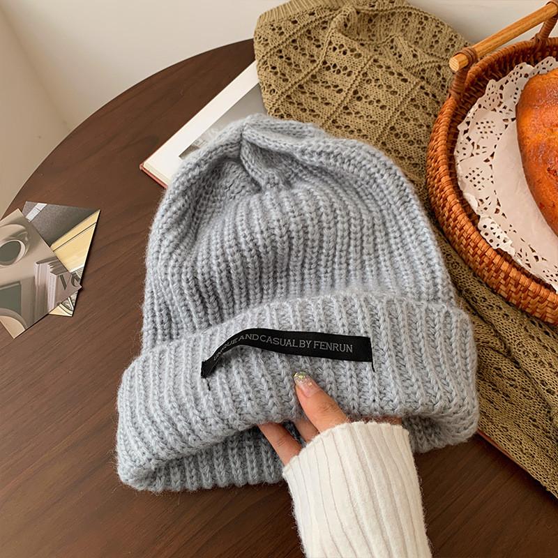 Elegant Cozy Winter Knit Hat For Women Warm Loose-fit Beanie In Trendy Colors