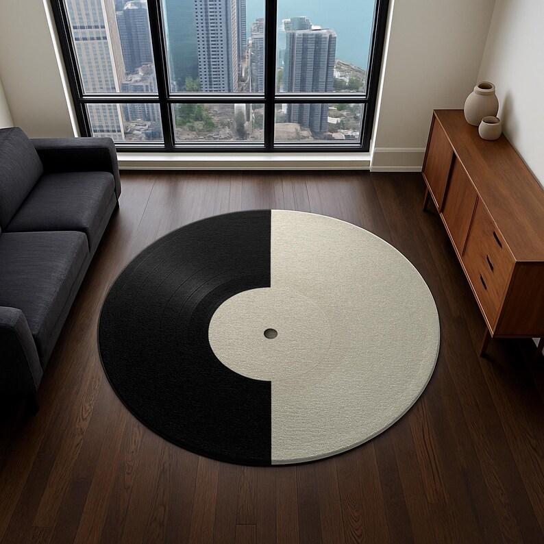 Yin Yang Symbol Round Rug Vivid Printed Circle Carpet Black and White Color Carpet Vinyl Record CD Shaped Carpet