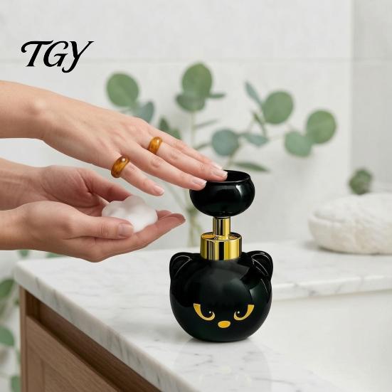 Забавный дозатор для мыла на кухню в виде кошачьей лапы, пенящийся дозатор, мультяшный, с нажимающими пузырьками, тематика Хэллоуина, домашние аксессуары, пополняемый, декоративный, для рук