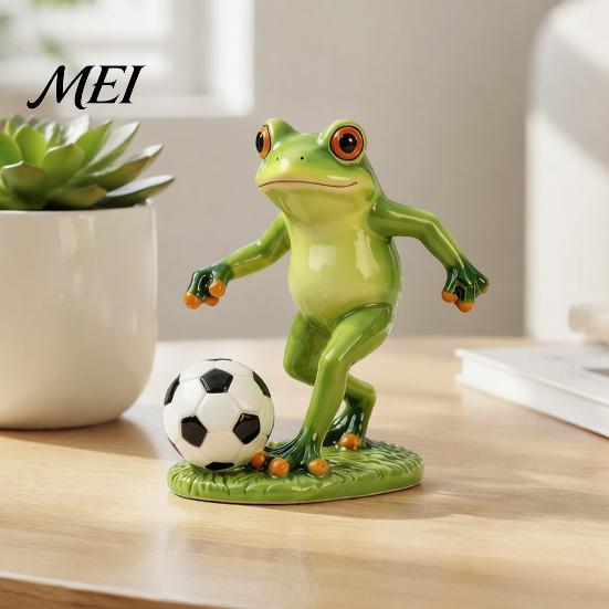 Sports Themed Home Decor Football Player Frog Statue, Cute Garden Whimsical Creative Gift for Lovers Resin Figurine Outdoor Indoor Table Tabletop