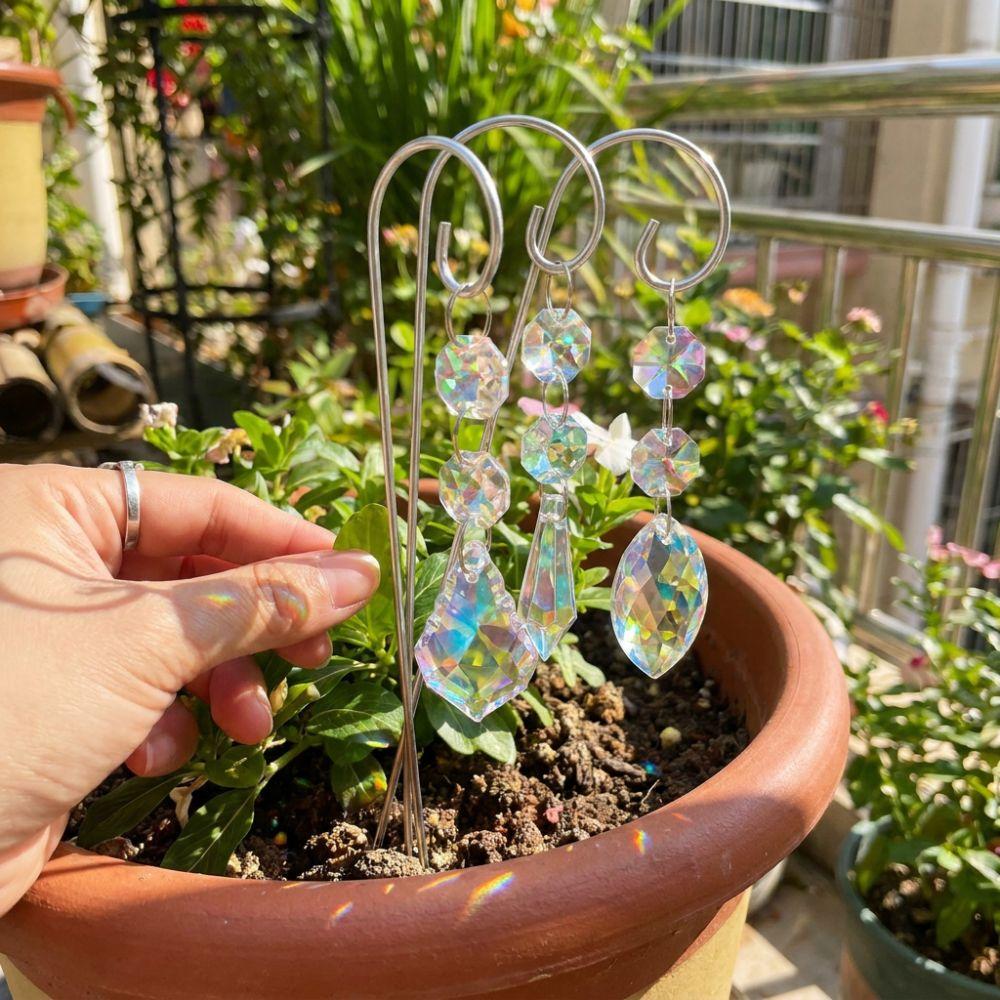 Colorful Crystal Prisms Suncatchers Reflective Handmade Garden Suncatcher Metal Stake with Hook Exquisite
