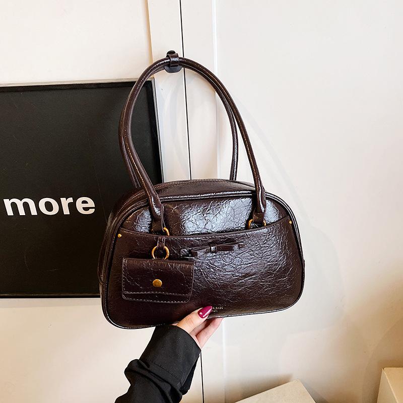 Сумка премиум-текстуры большой вместимости 2025 новая женская сумка осень и зима универсальная на одно плечо подмышечная сумка портативная сумка-подушка