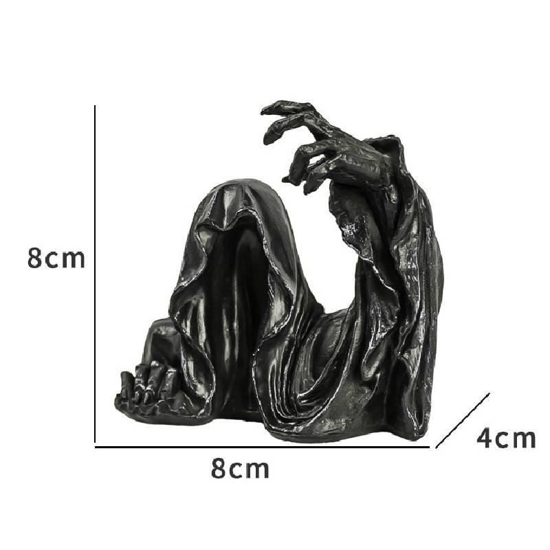 Black Robed Gothic Desktop Figurine Elegant Pvc Decor For Stylish Home And Office