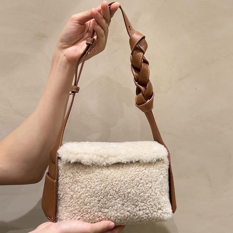 Fashion Lamb Fur Velvet Women's Handbag Retro High-end Crossbody Bag Lambswool Casual Shoulder Bag For Autumn Winter Box Bag