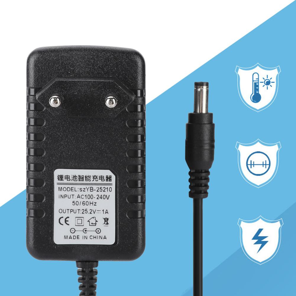 Литий-ионный зарядный адаптер для быстрой зарядки 25,2 В/1 А, вход 100–240 В с многоуровневой защитой