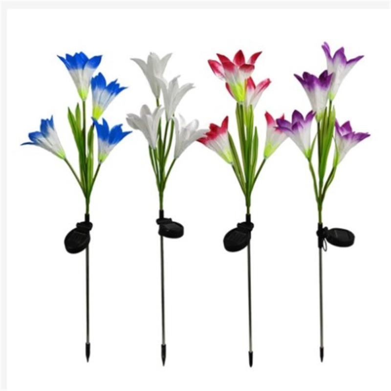 На открытом воздухе солнечные света с 4 цветками лилии ИП65 водоустойчивыми регулируемыми для патио тропы сада