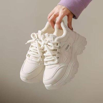 Флисовые папины кроссовки женские 2025 зима легкие увеличивающие рост спортивные туфли модные повседневные кожаные хлопковые туфли инс тренд