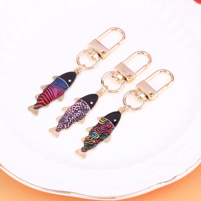 Набор брелоков с мультяшными рыбками, 9 шт., милые металлические брелоки в виде животных из сплава с карабином-лобстером, многофункциональное украшение для сумки, идеальный подарок