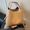 Large Capacity Simple Bucket Bag Women's Bag 2025 New Trendy Fashion Shoulder Messenger Bag Soft Leather Retro Armpit Bag