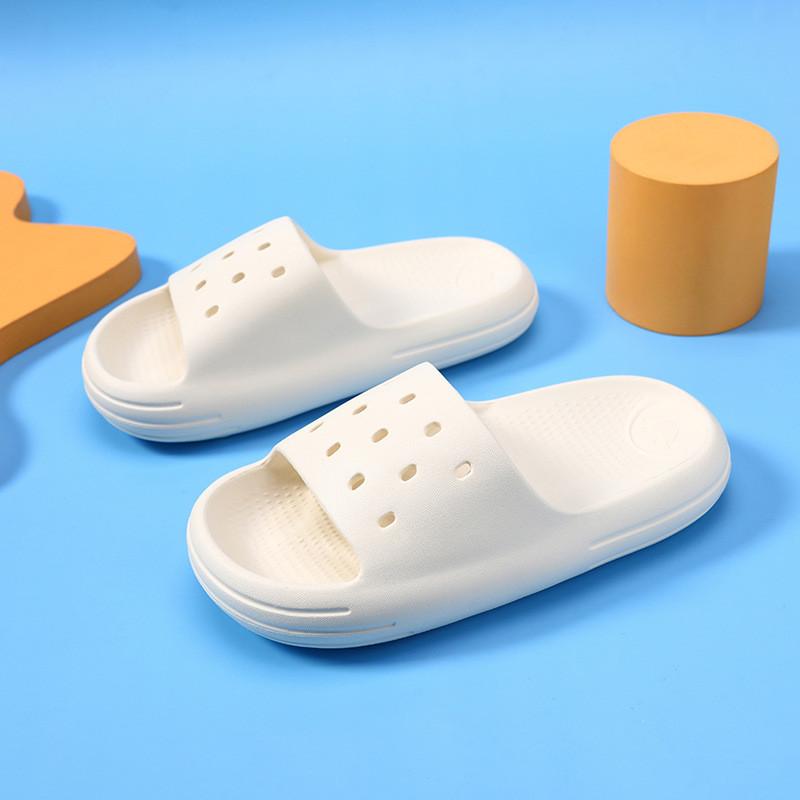 Удобные мультяшные тапочки для мальчиков с Марио, легкие, с мягкой подошвой, нескользящая конструкция, идеально подходят для летней носки