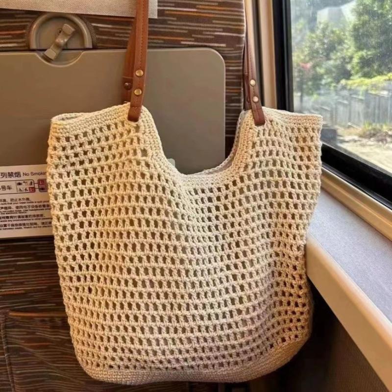 Large Capacity Straw Woven Tote Bag Women's New Summer Seaside Leisure Vacation Woven Beach Bag Shoulder Armpit