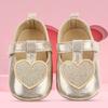 1 пара детской обуви, мягкая универсальная обувь из искусственной кожи, удобная обувь в форме сердца, аксессуары для малышей